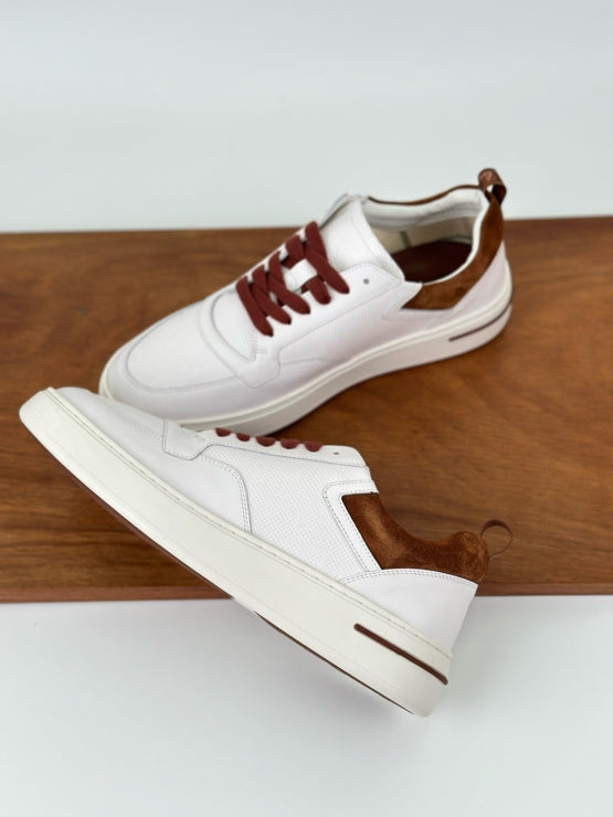 로로피아나 뉴포트 워크 스니커즈 화이트 블랙베리