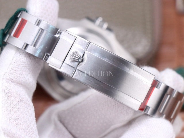 롤렉스 서브마리너 녹판 헐크 40mm