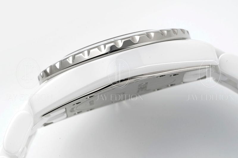 샤넬 J12 워치 33mm 화이트 쿼츠