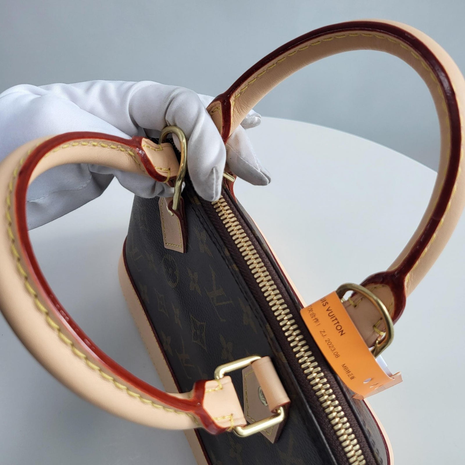 루이비통 알마 BB