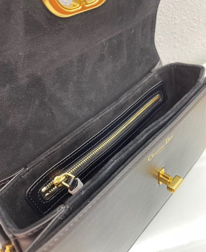 디올 30 몽테인 아베뉴