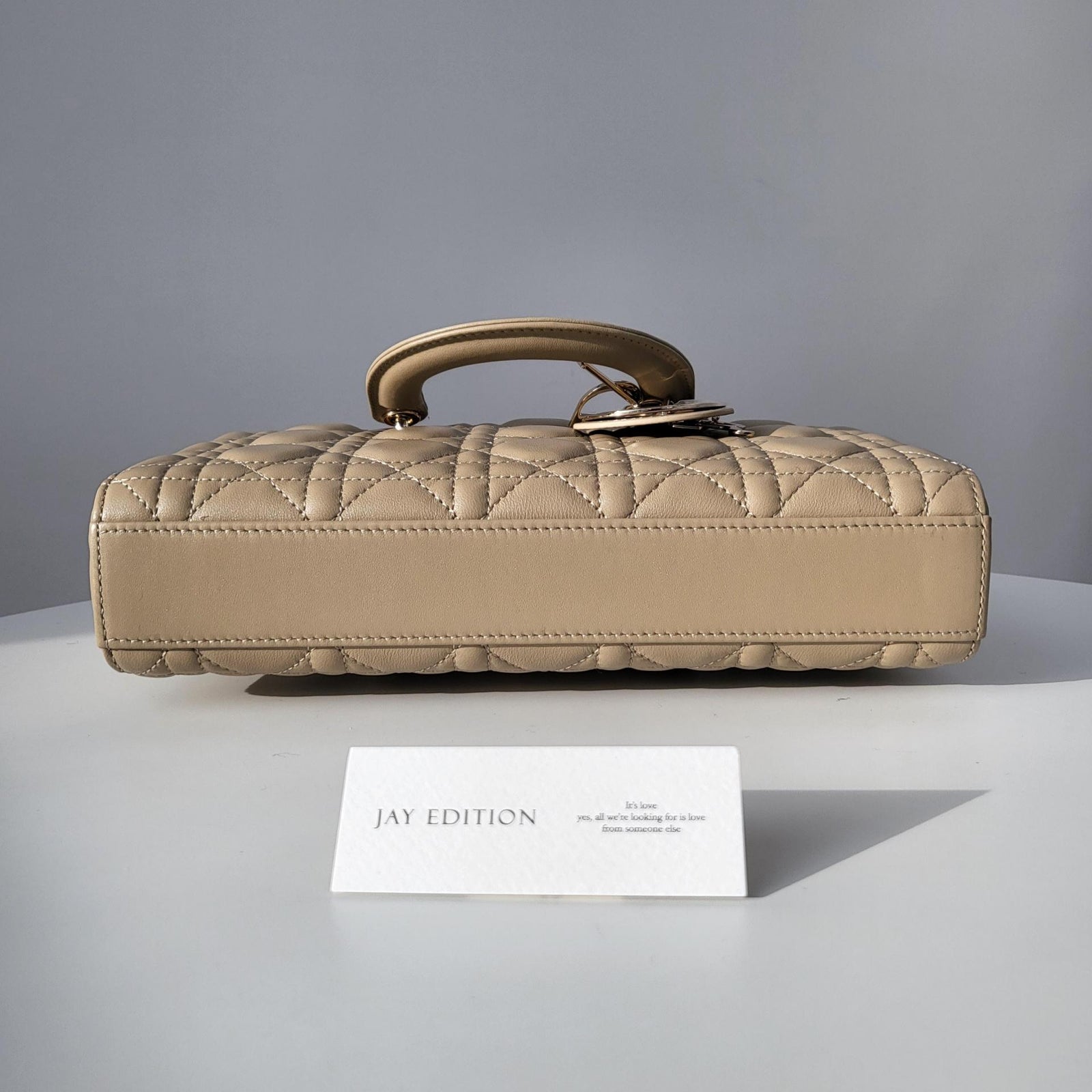 디올 디 조이백 미디움