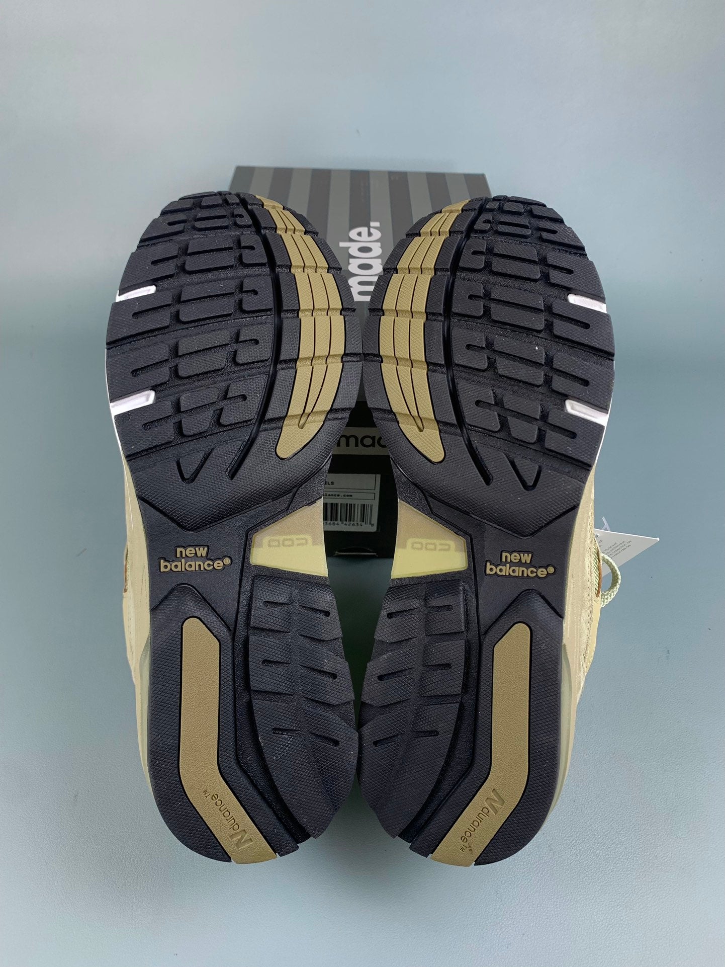 뉴발란스 992 메이드 인 USA 탄