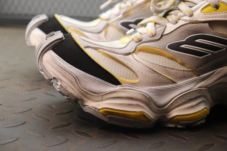 발렌시아가 카고 스니커즈