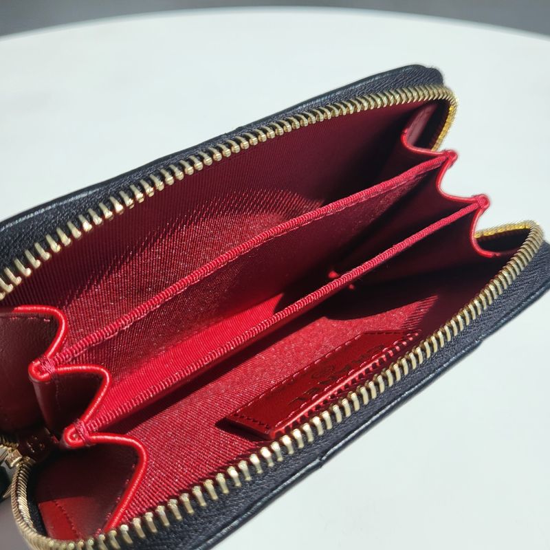 샤넬 19 지퍼 반지갑