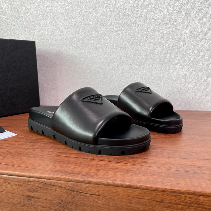 프라다 패딩 슬라이드