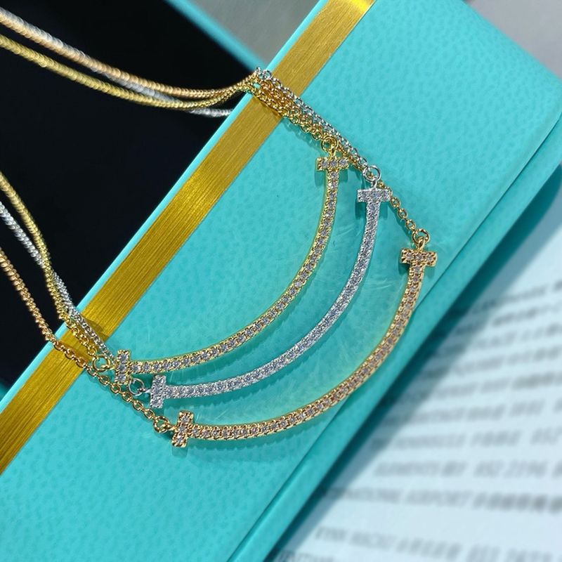 티파니 스마일 파베 펜던트 미디움