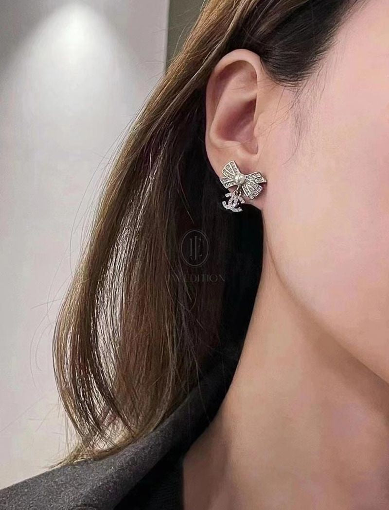 샤넬 리본 귀걸이