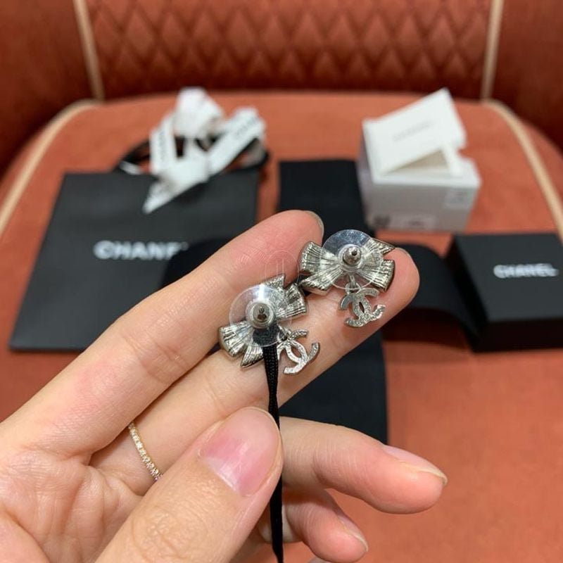 샤넬 리본 귀걸이