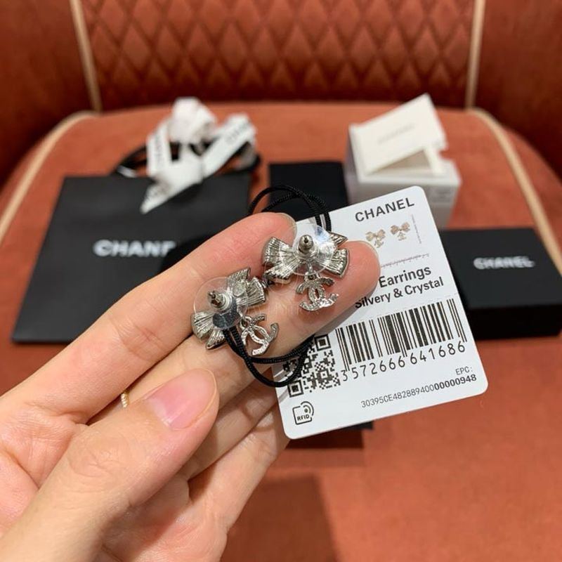 샤넬 리본 귀걸이