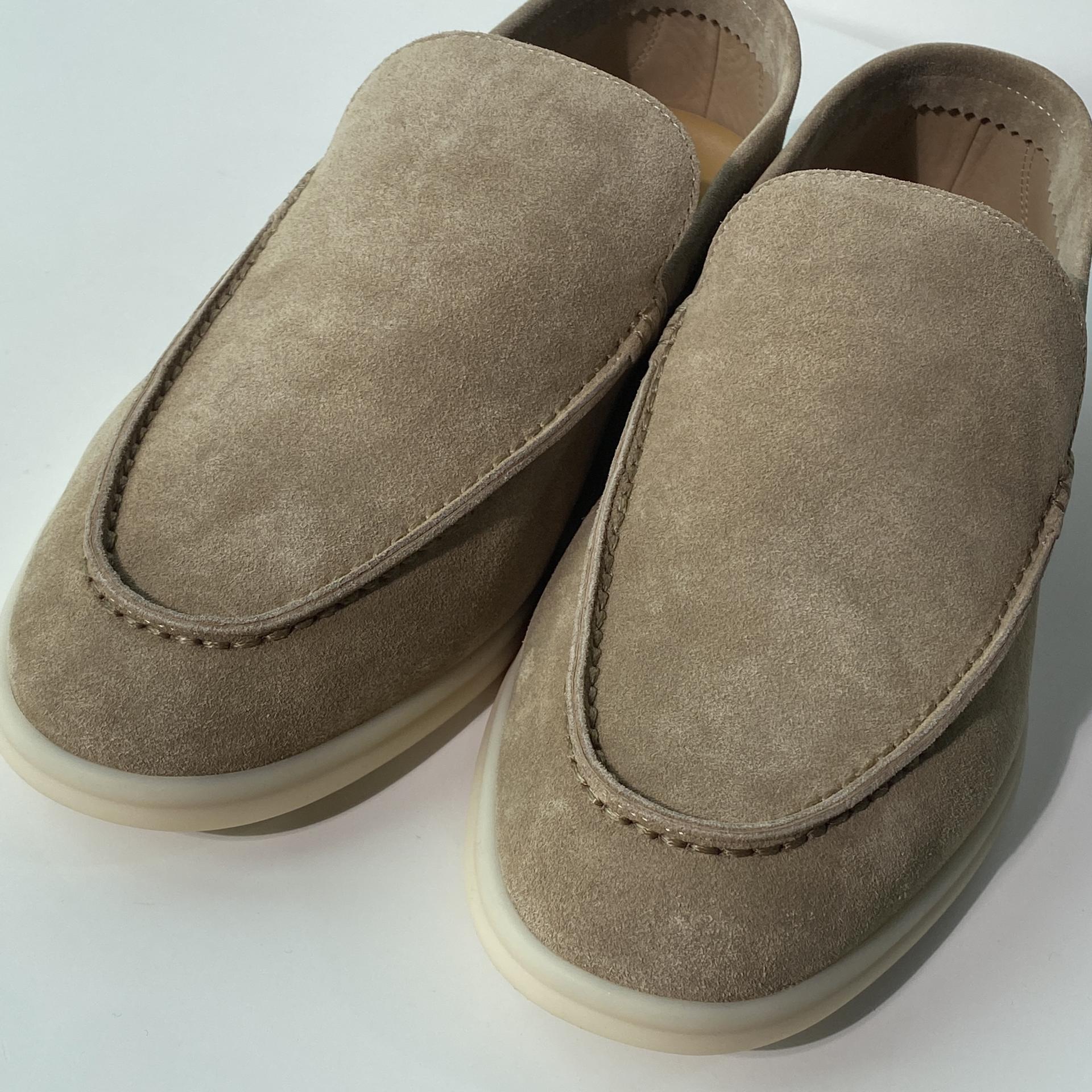 국내) 로로피아나 썸머워크 남성용 로퍼 / 샌드스톤 45