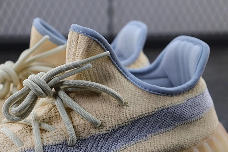 YEEZY 350 V2 린넨