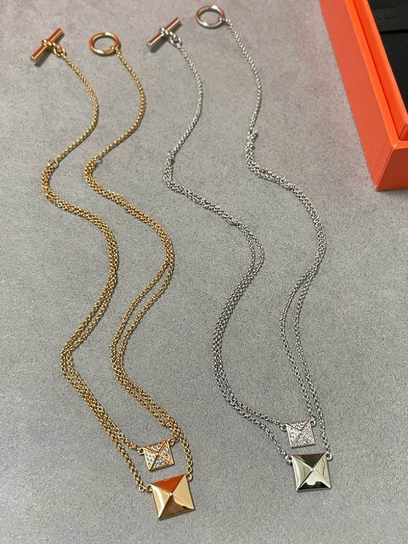 에르메스 Clou d'H 팬던트