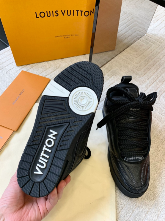 루이비통 스케이트 스니커즈