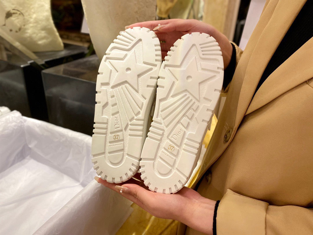 디올 아이디 스니커즈