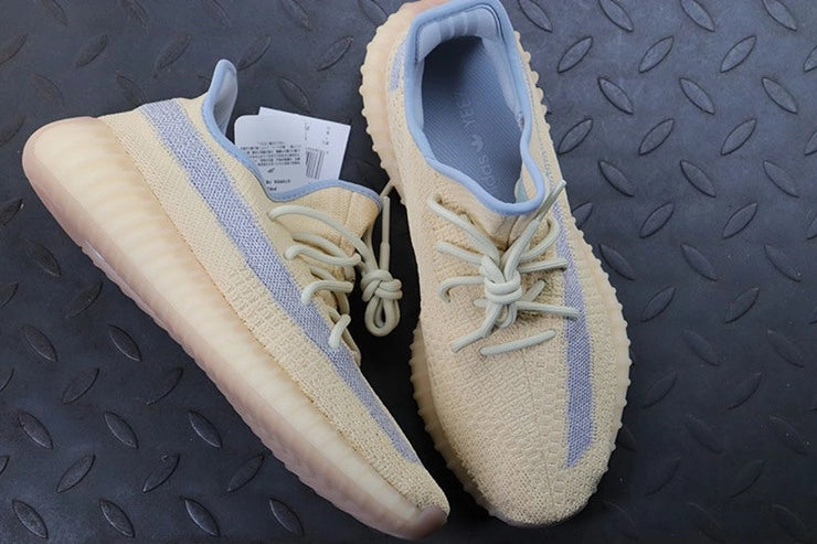 YEEZY 350 V2 린넨