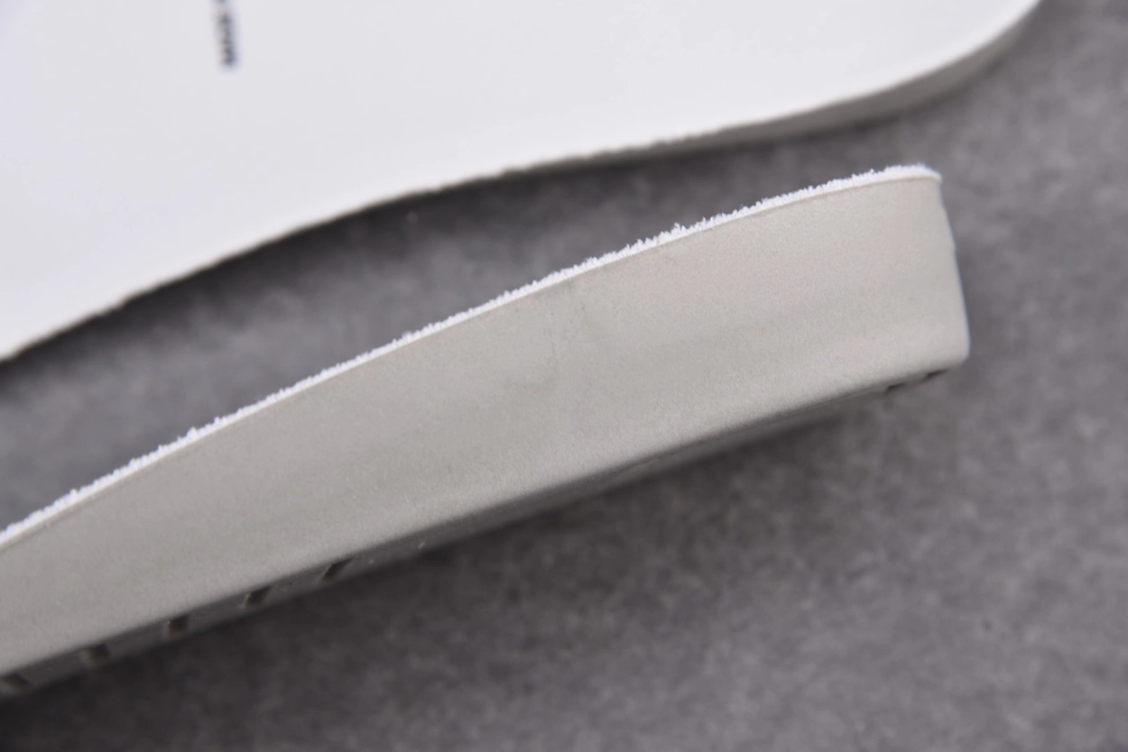 디올 B23 하이탑 스니커즈