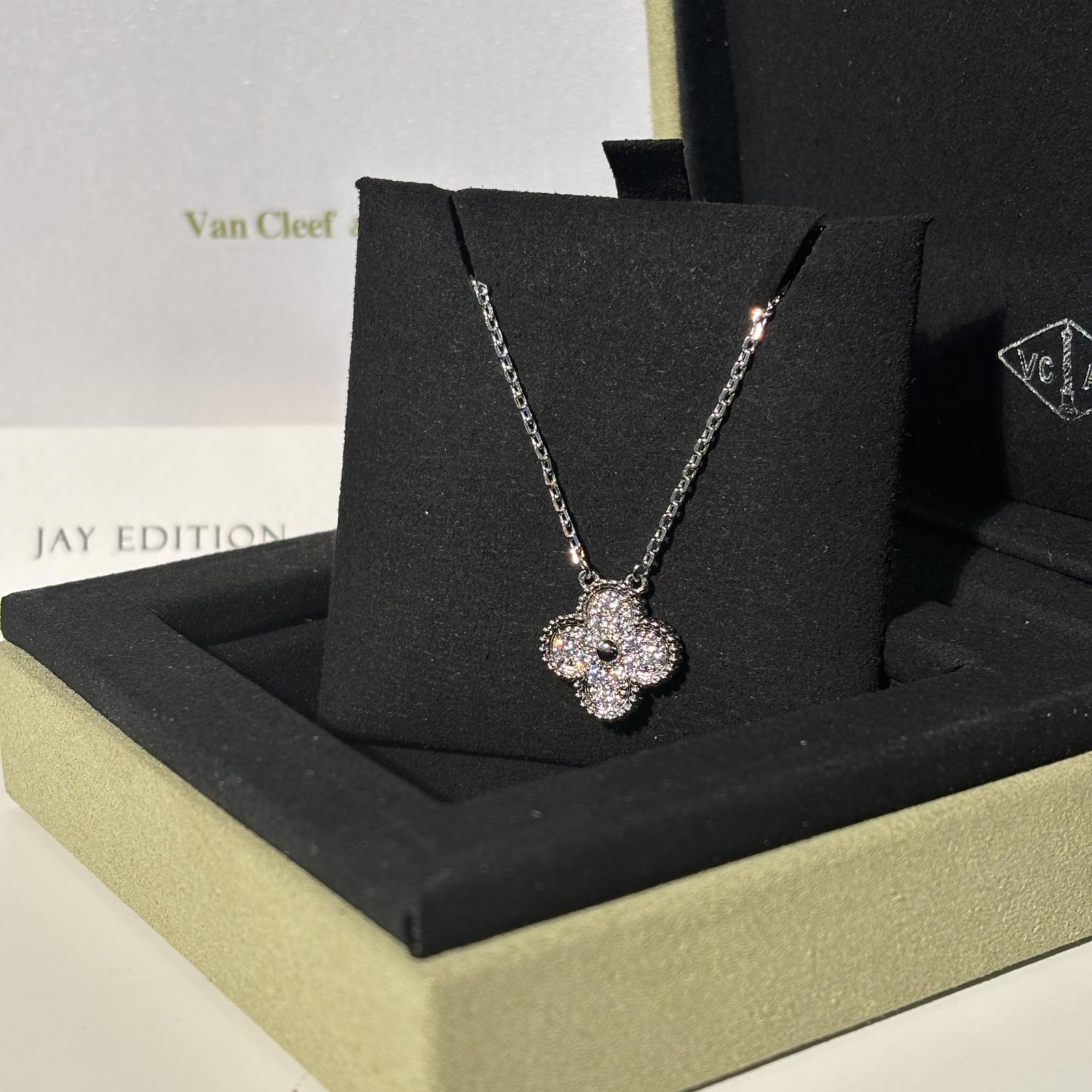 반클리프 빈티지 다이아 알함브라