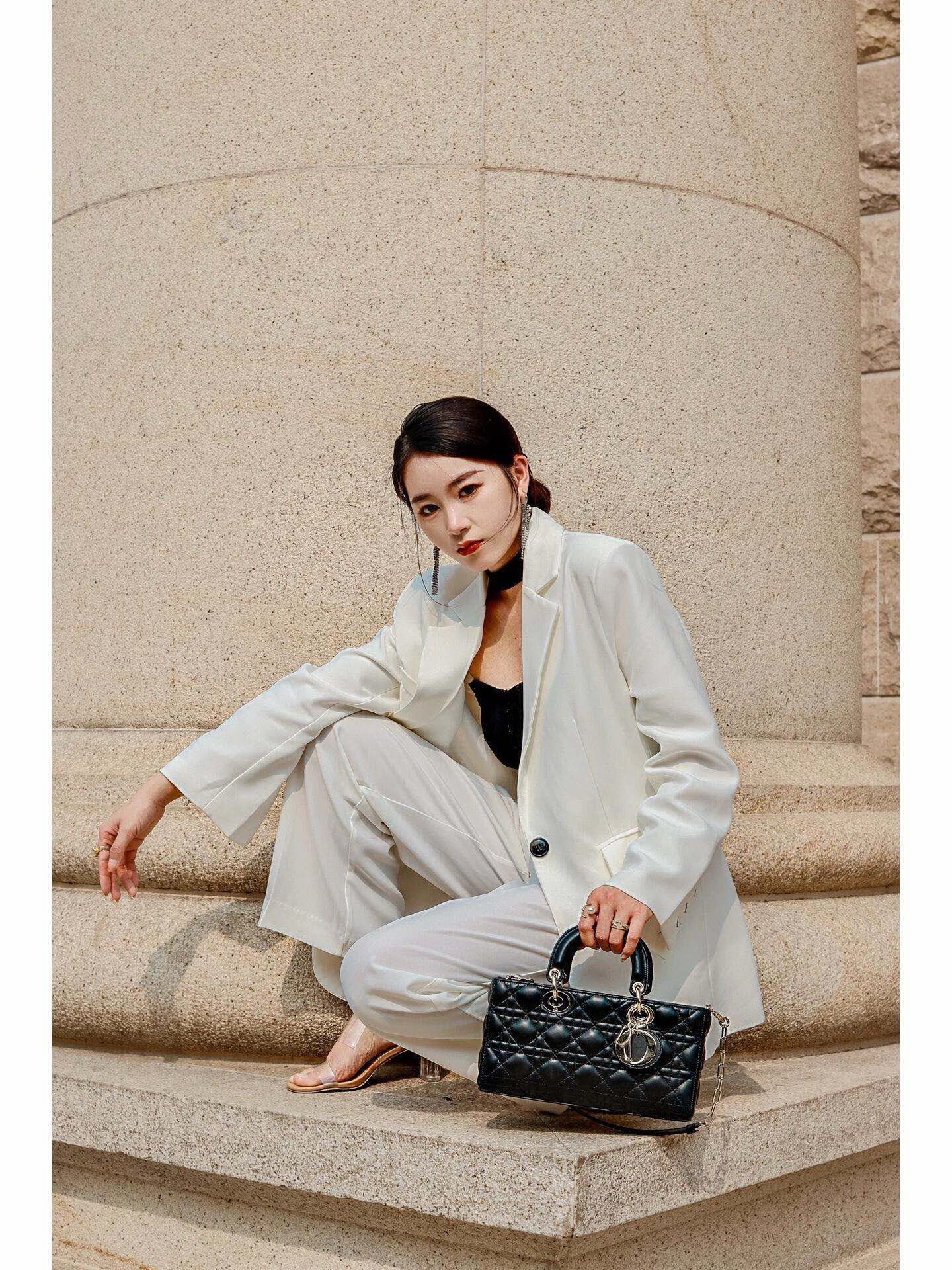 디올 디 조이백 미디움