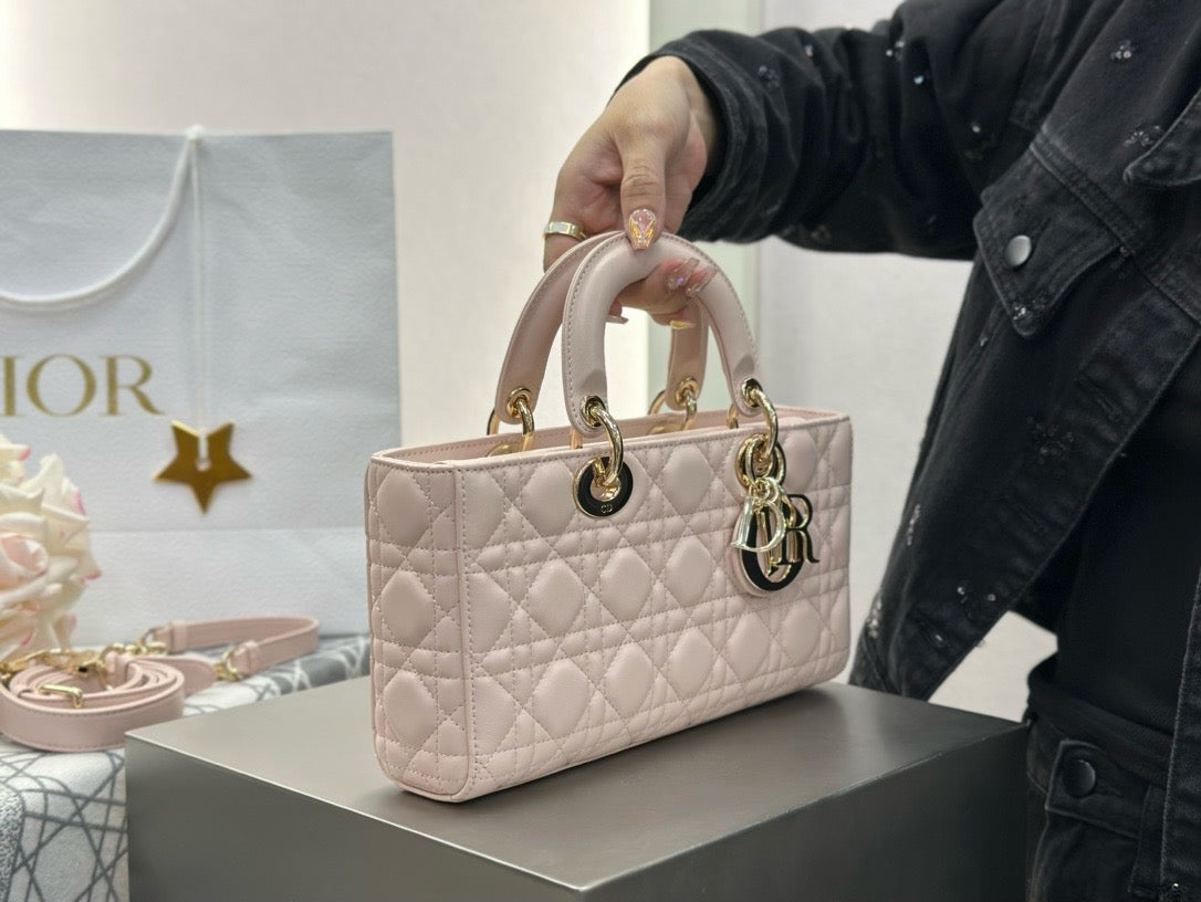 디올 디 조이백 미디움