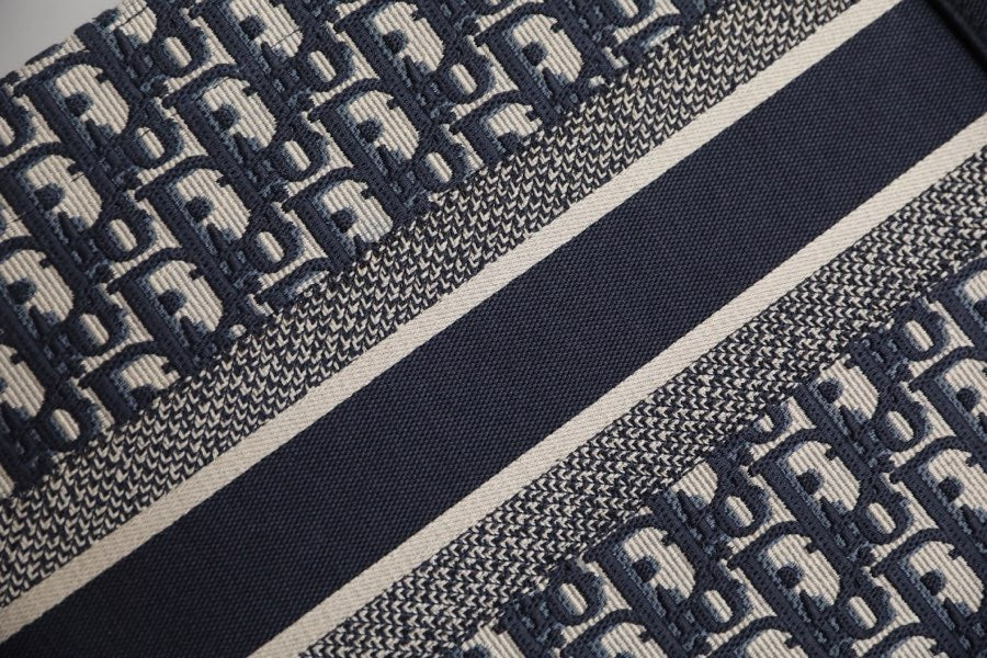 디올 오블리크 북 토트백 미디움