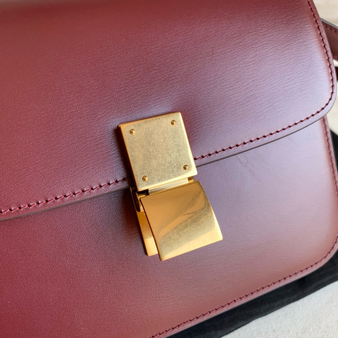 셀린느 박스백 틴