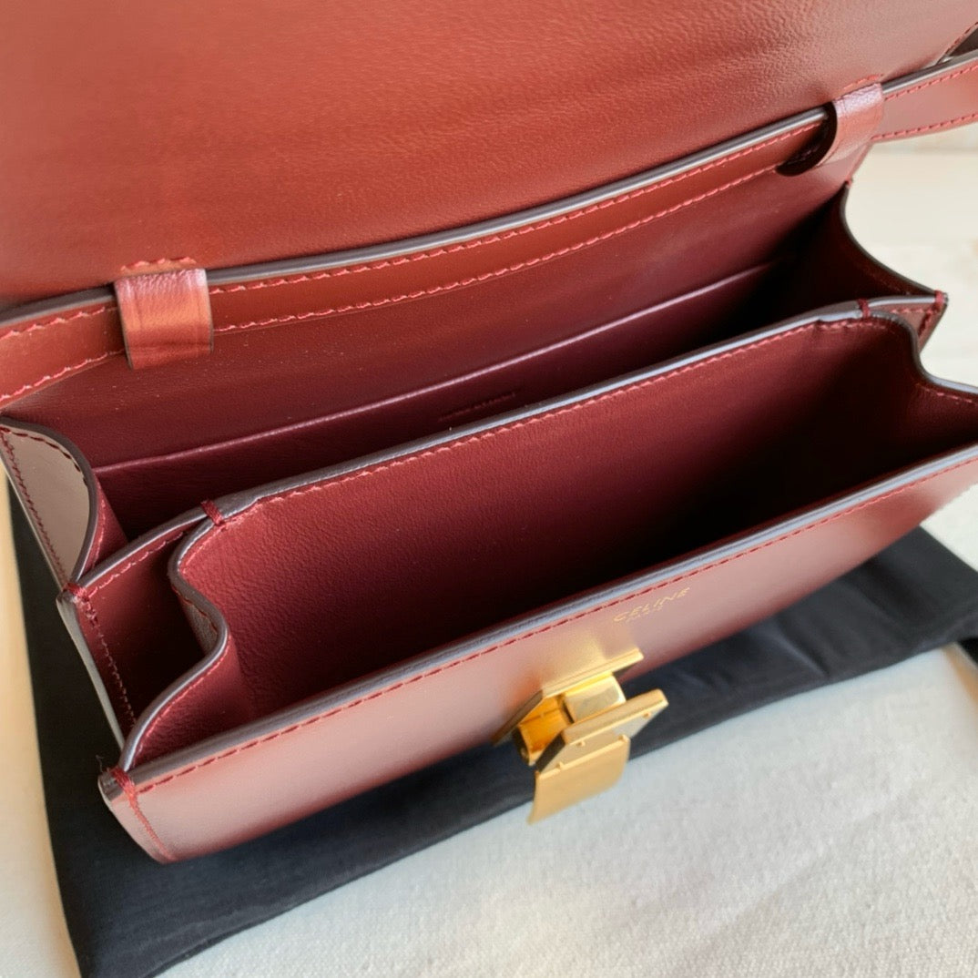 셀린느 박스백 틴