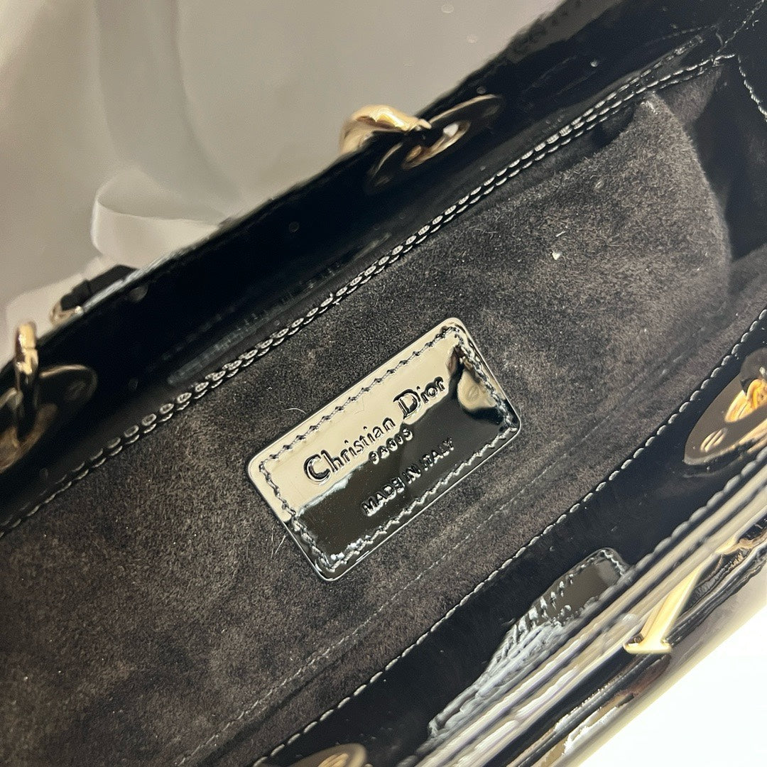 디올 레이디 디 조이 페이던트 스몰 백