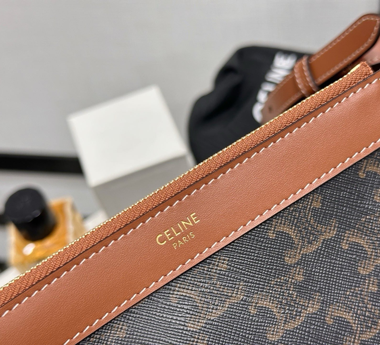 셀린느 소프트 쇼퍼 백