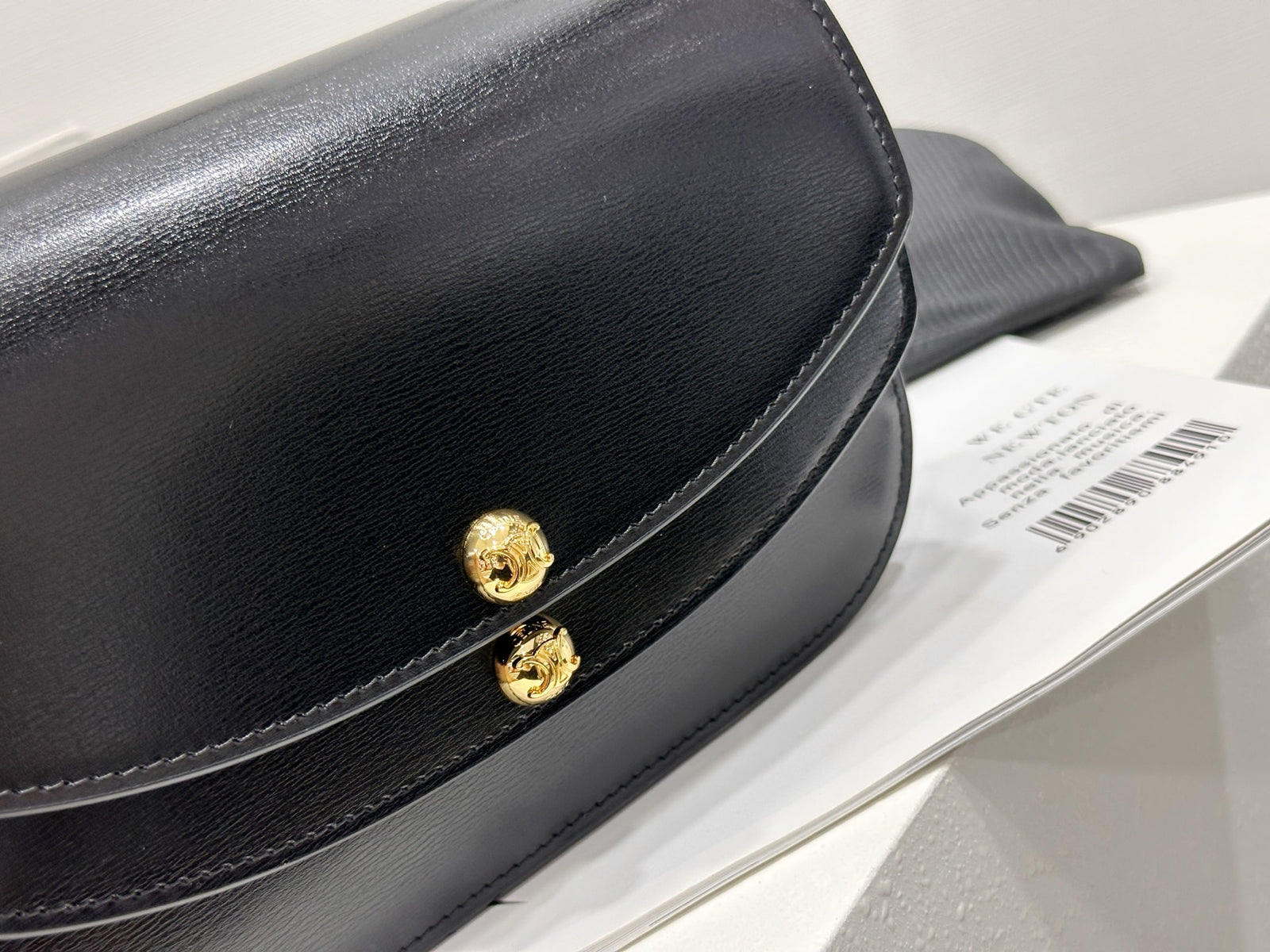 셀린느 듀오 스트랩 지갑