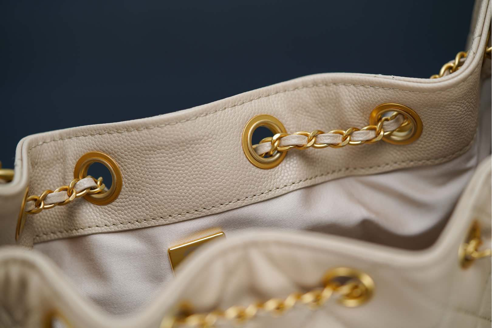 샤넬 25백 스몰 (베이지)