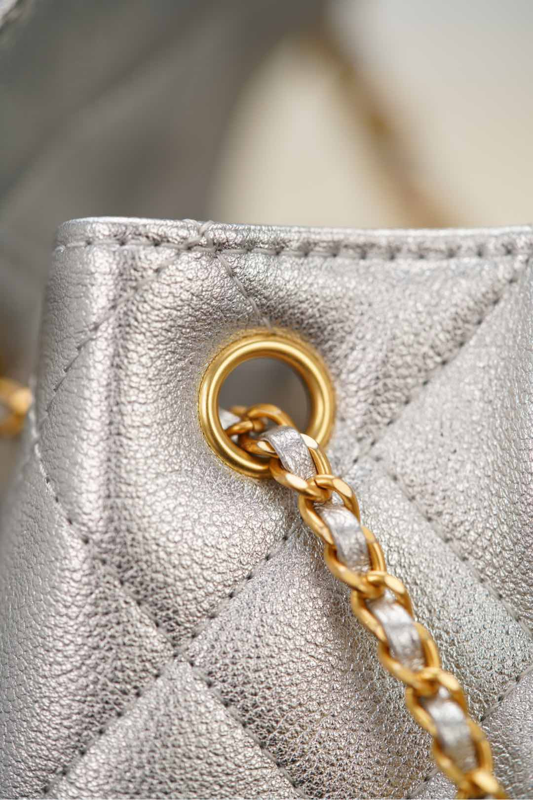 샤넬 25백 스몰 (실버)