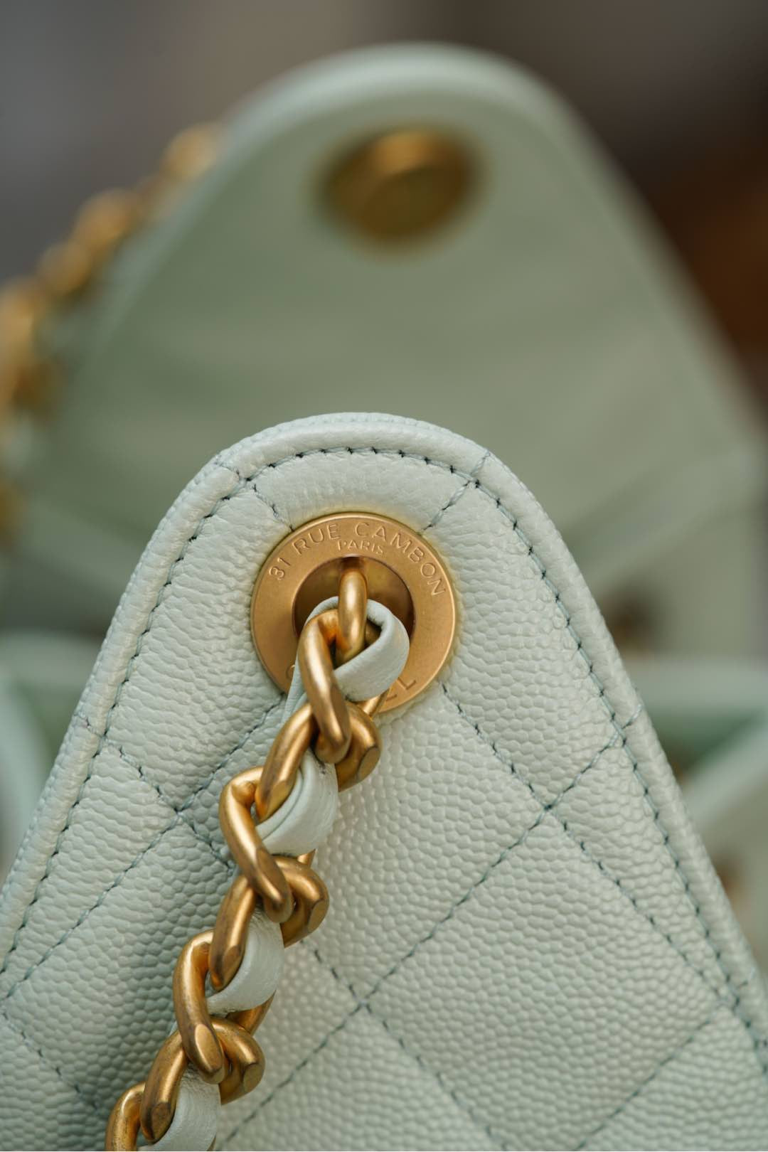 샤넬 25백 스몰 (라이트 그린)