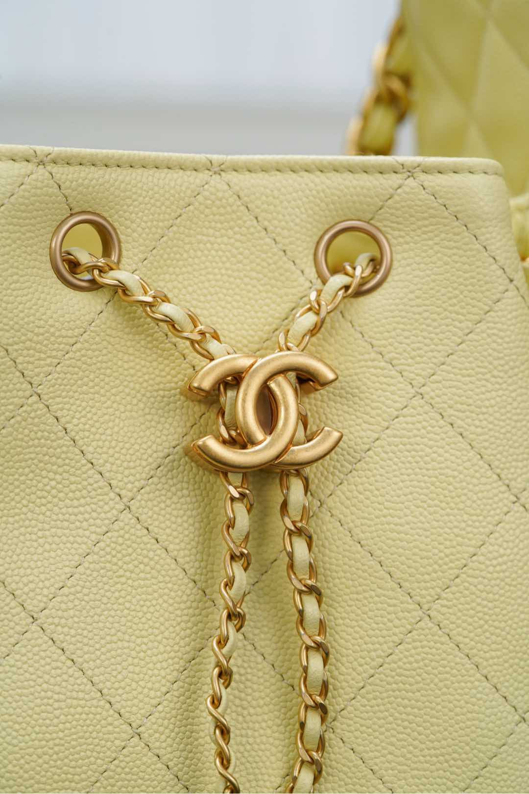 샤넬 25백 스몰 (라이트 옐로우)