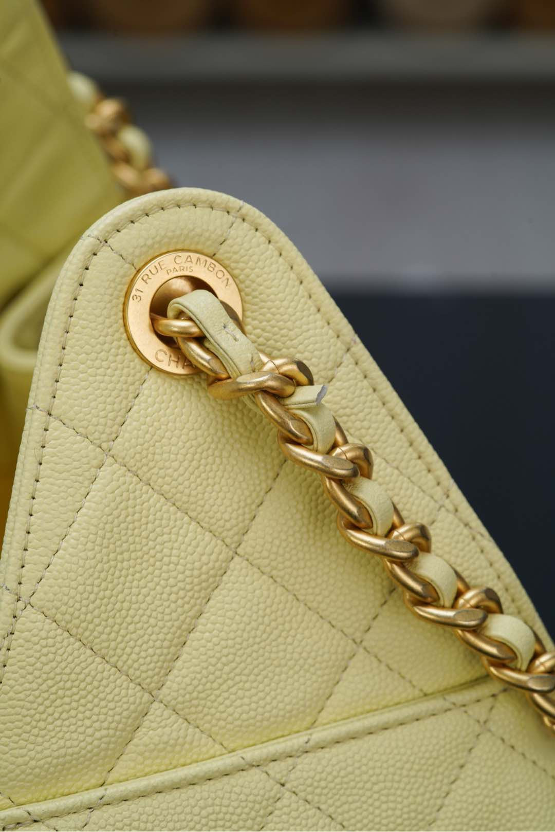 샤넬 25백 스몰 (라이트 옐로우)