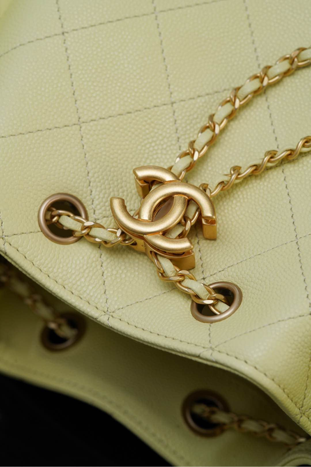 샤넬 25백 스몰 (라이트 옐로우)