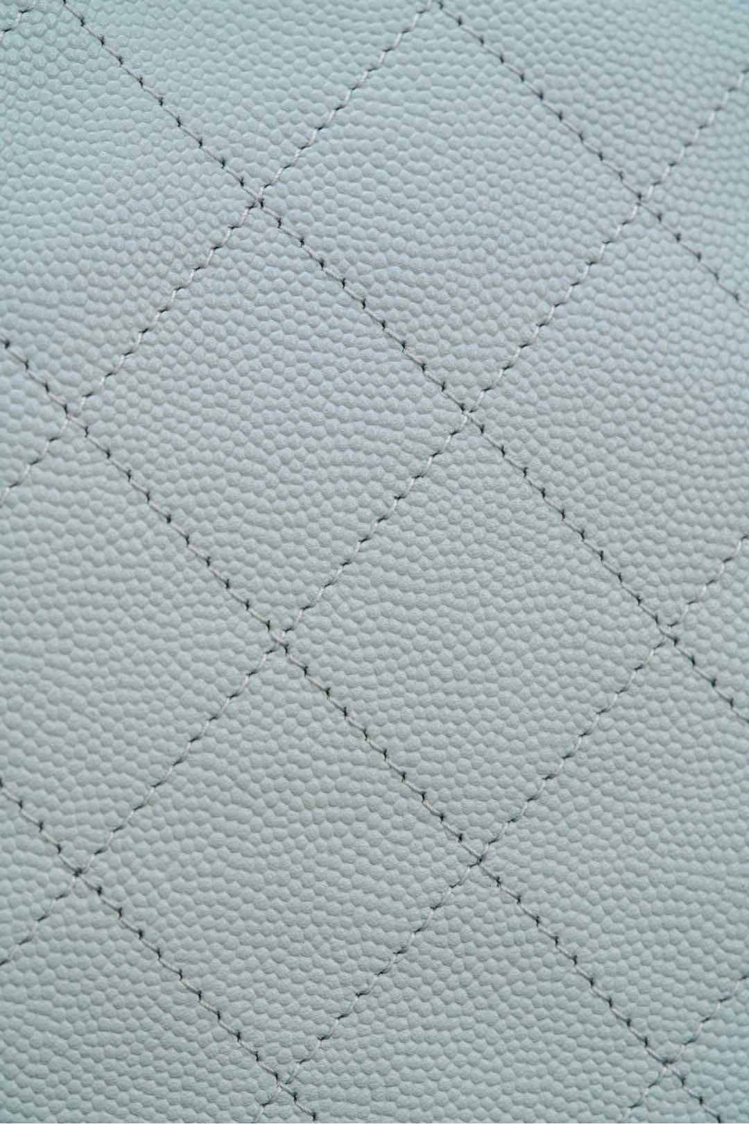 샤넬 25백 스몰 (라이트블루)