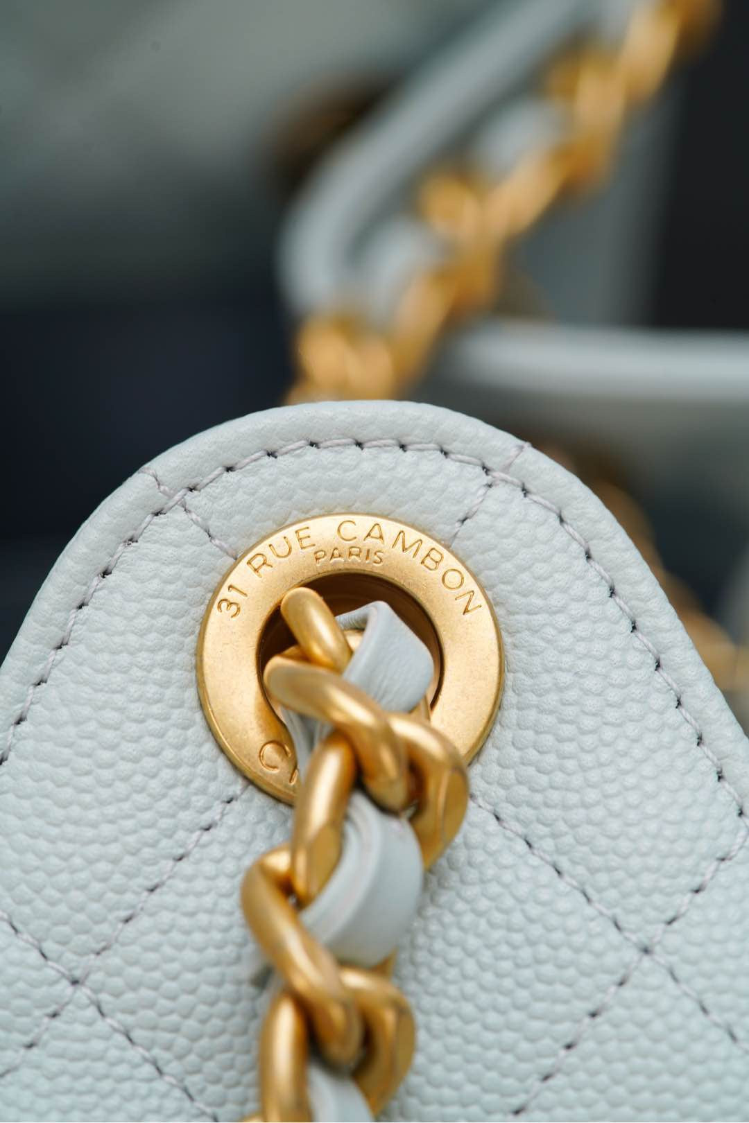 샤넬 25백 스몰 (라이트블루)