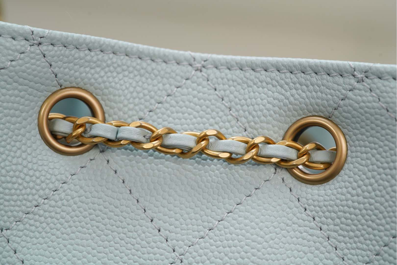 샤넬 25백 스몰 (라이트블루)