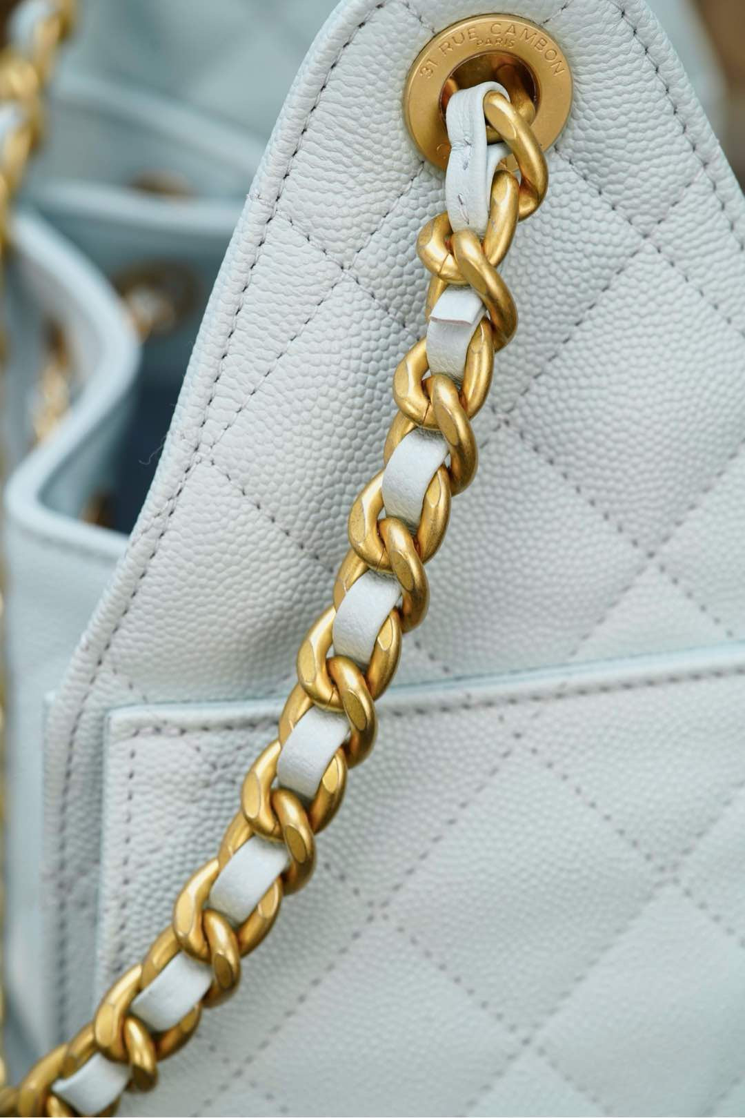 샤넬 25백 스몰 (라이트블루)