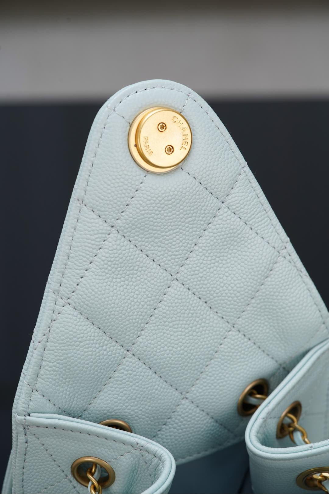 샤넬 25백 스몰 (라이트블루)