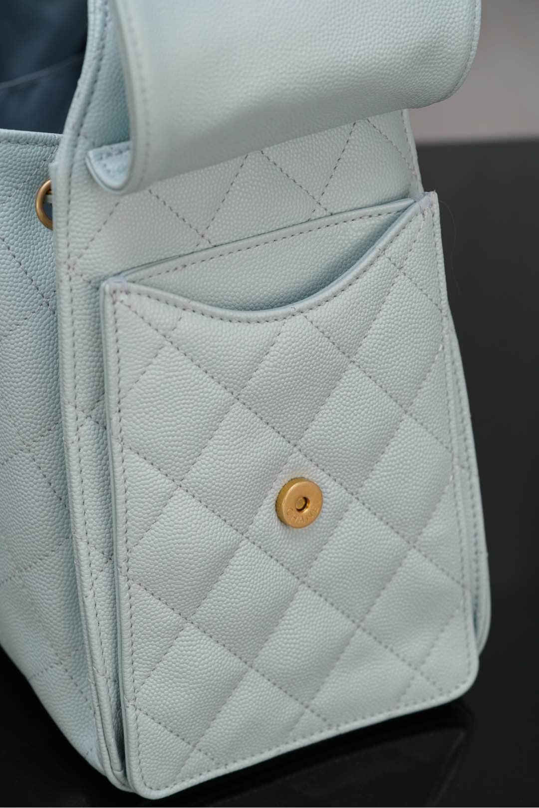 샤넬 25백 스몰 (라이트블루)