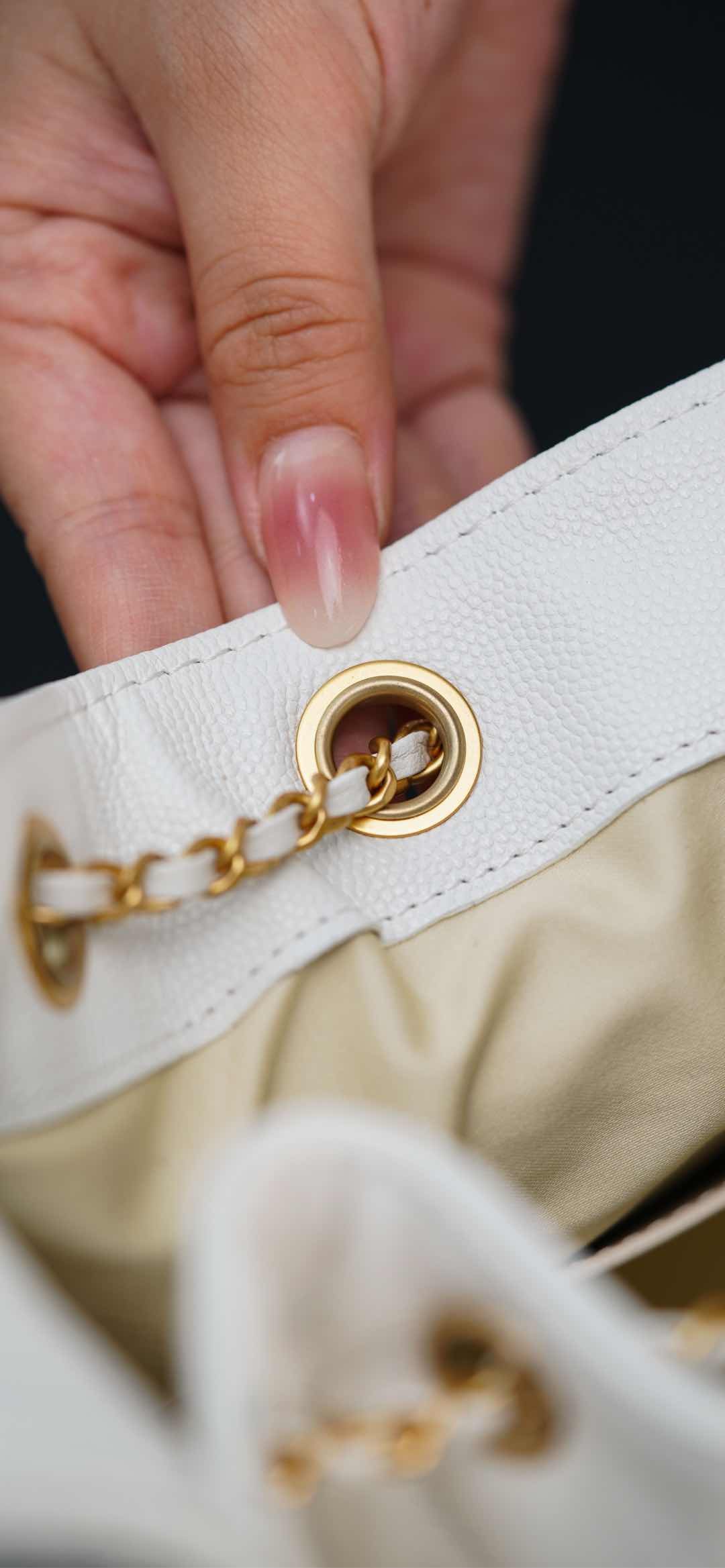 샤넬 25백 스몰 (화이트)