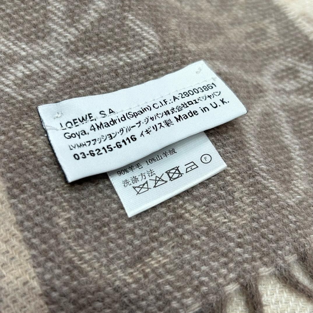 해외재고) 로에베 머플러