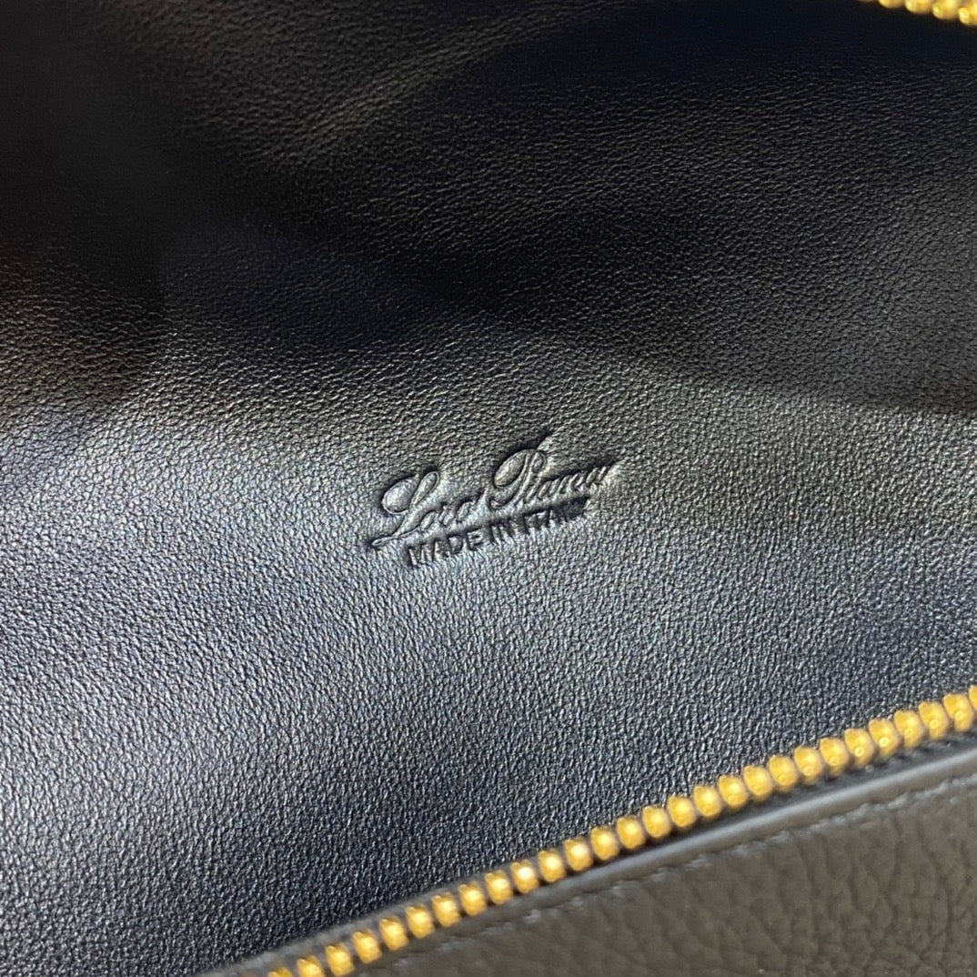 로로피아나 엑스트라포켓 백팩 L23.5