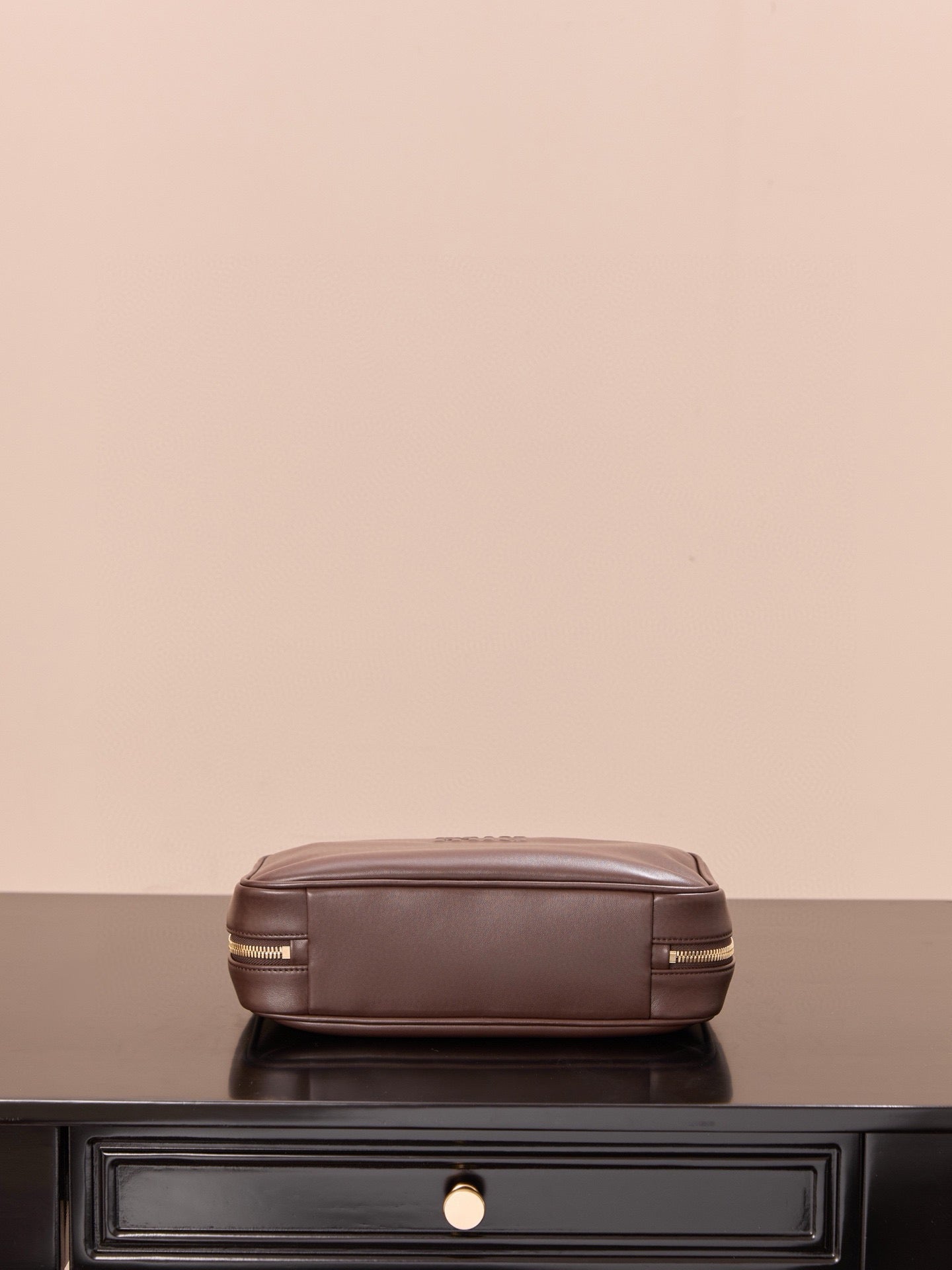 미우미우 보 백 미디움