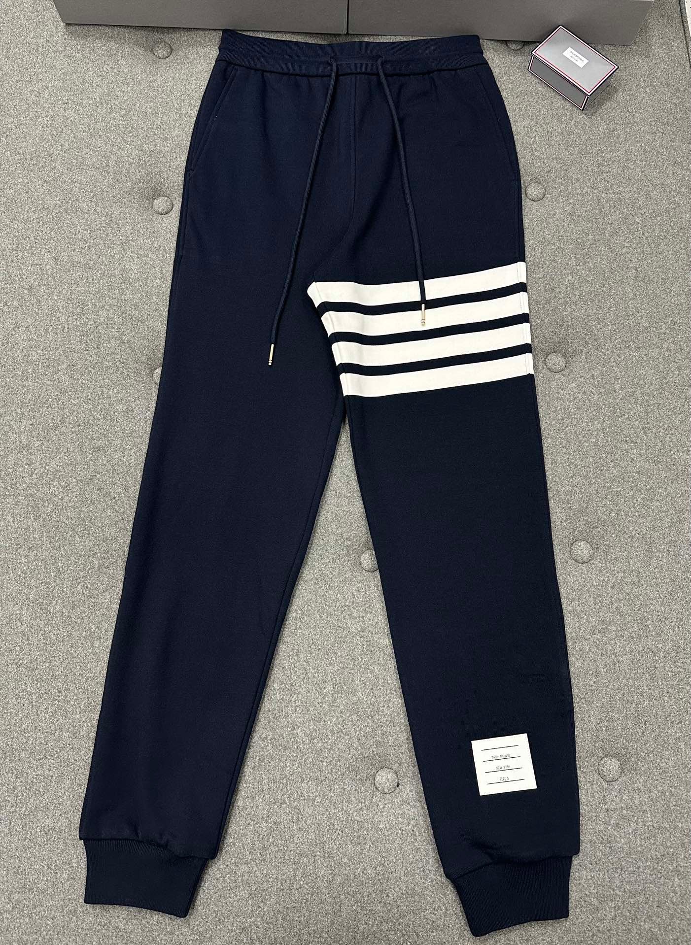 톰브라운 클래식 팬츠