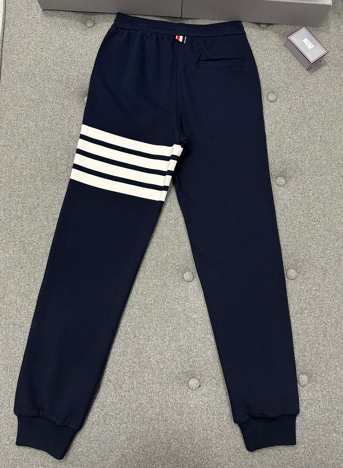 톰브라운 클래식 팬츠