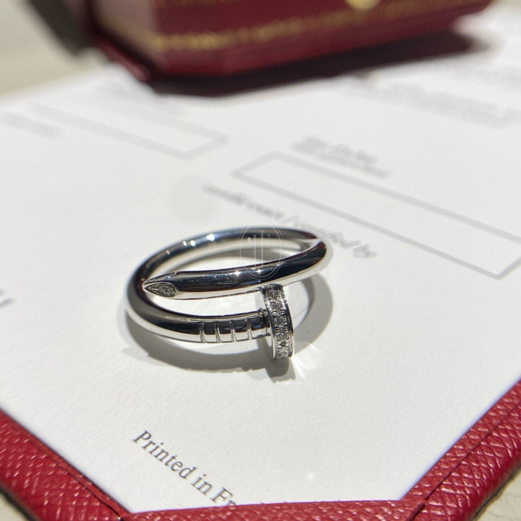 까르띠에 앵끌루 링 클래식 (18K)