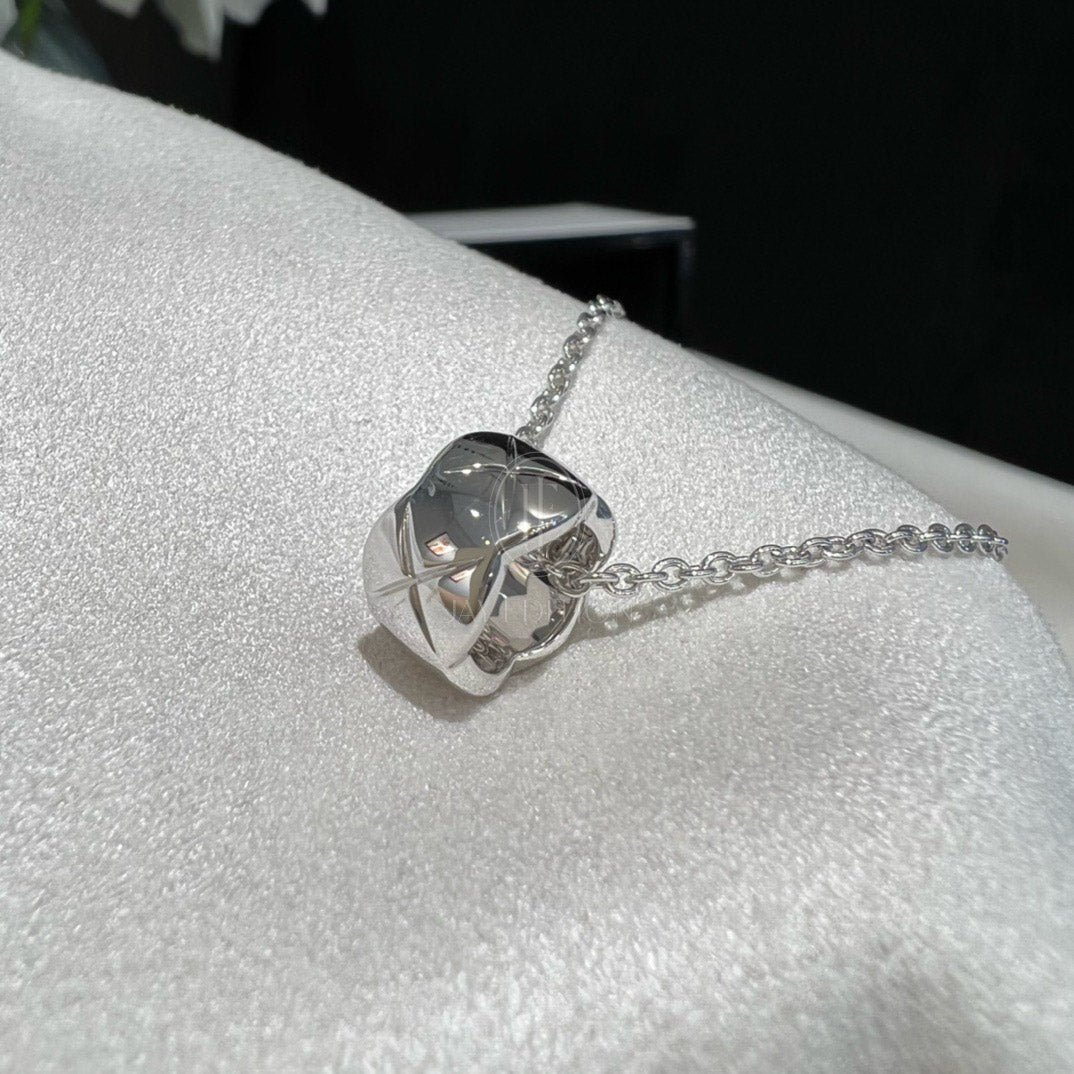 샤넬 코코크러쉬 네크리스 (18K)